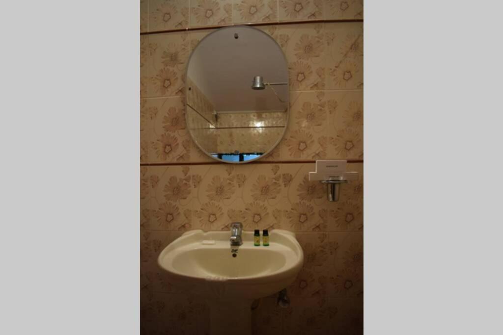 Villa Barbosa, 2 Bhk Villa & Luxury Rooms Near Colva, Sernabatim, Benaulim Beach Екстериор снимка