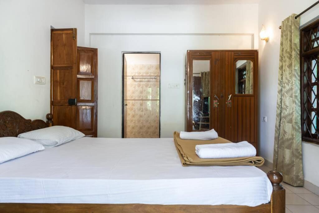 Villa Barbosa, 2 Bhk Villa & Luxury Rooms Near Colva, Sernabatim, Benaulim Beach Екстериор снимка